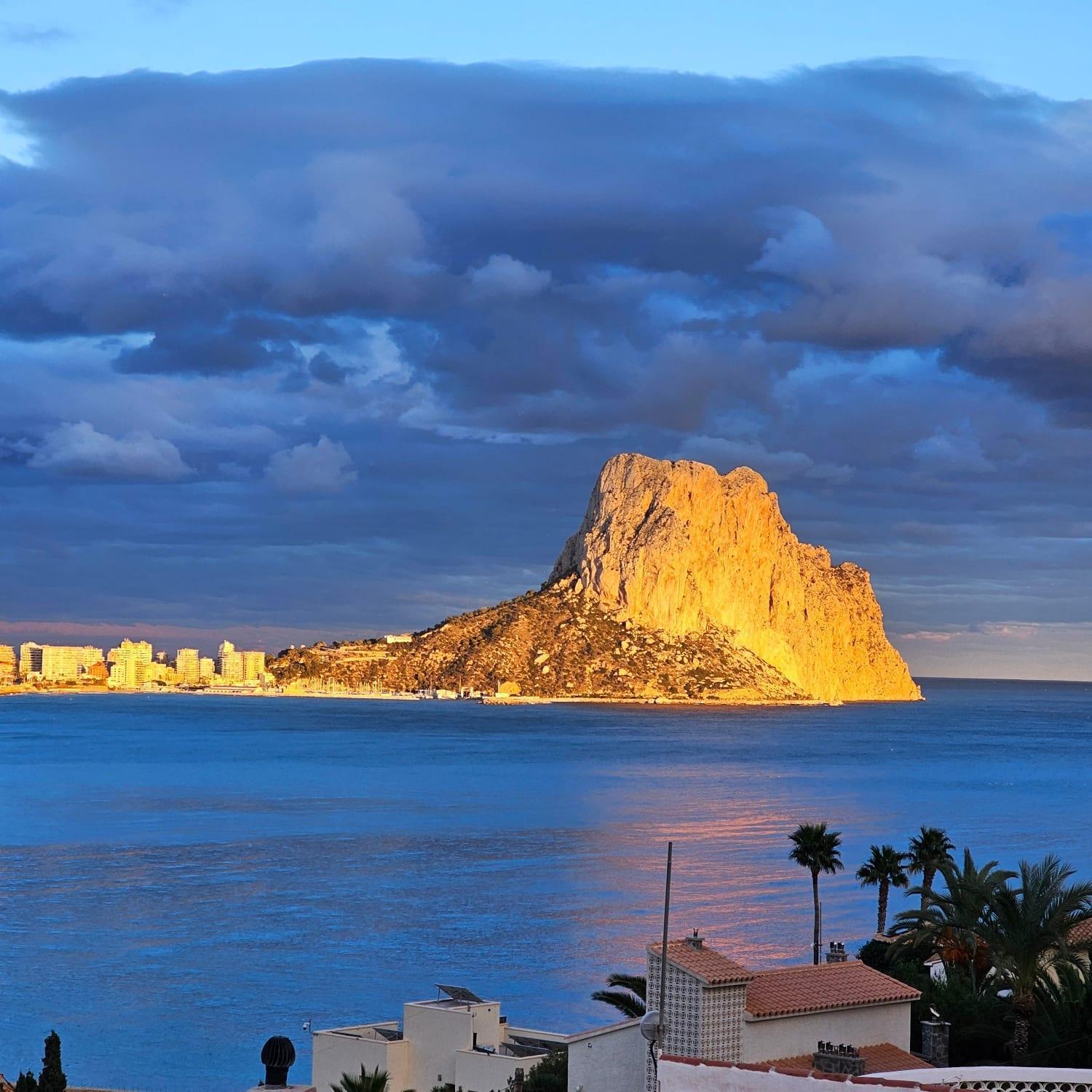 Апартаменты Casa Veintiuno En Calp Экстерьер фото